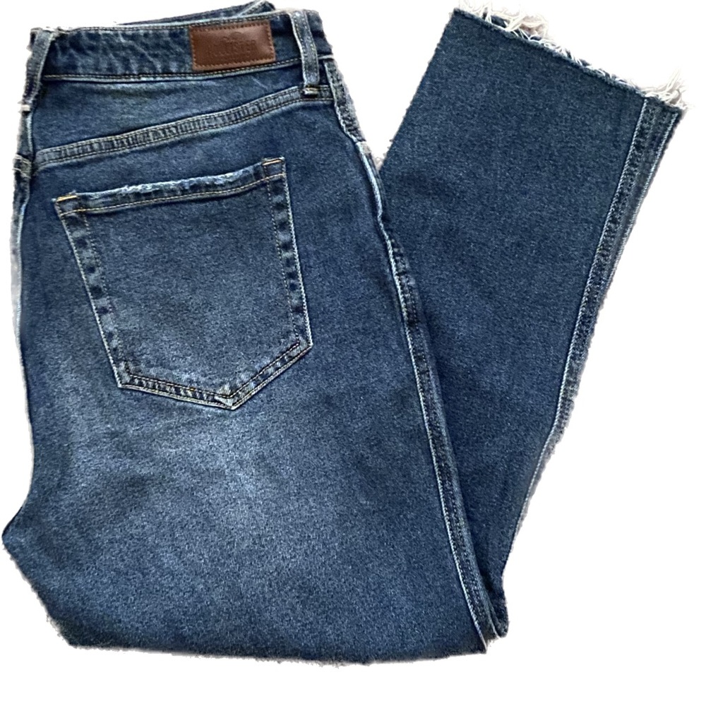 Hollister Curvy High Rise Mom Jean
